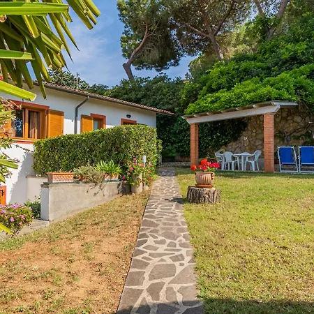 Apartment Da 2 Fino A 4 Persone Giardino Capoliveri (Isola d'Elba)