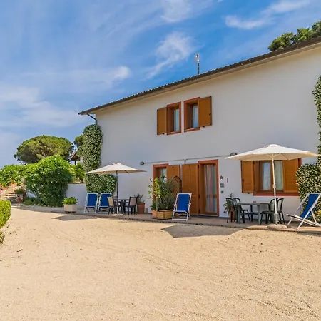 Da 2 Fino A 4 Persone Giardino *