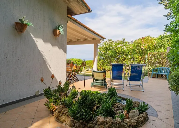 Da 2 Fino A 4 Persone Giardino *